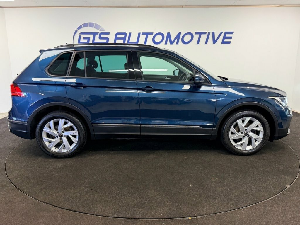 Volkswagen Tiguan Tiguan Life Tsi KR71XPE Blue #5