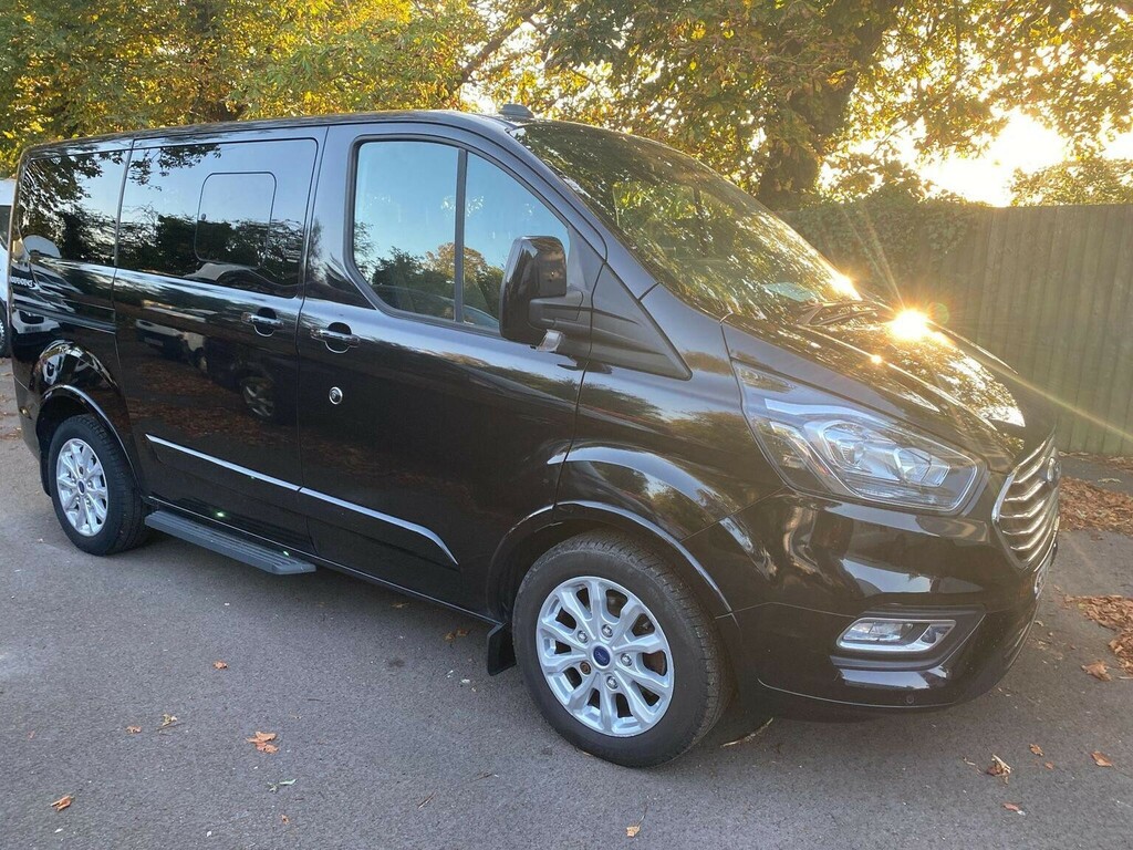 Ford Tourneo Custom Minibus 2.0 320 Ecoblue Titanium L1 Euro 6 Ss 5 Black