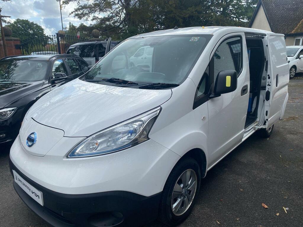 Nissan e-NV200 Panel Van 40Kwh Tekna Swb Quick Charge White