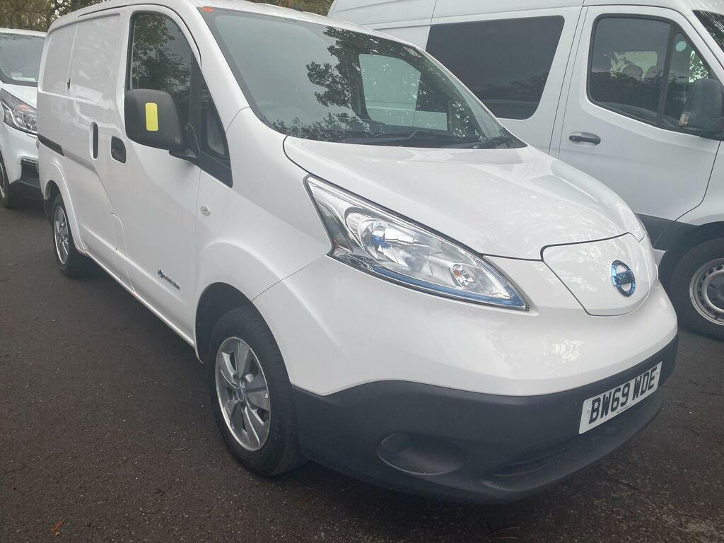 Nissan e-NV200 Panel Van 40Kwh Tekna Swb Quick Charge White