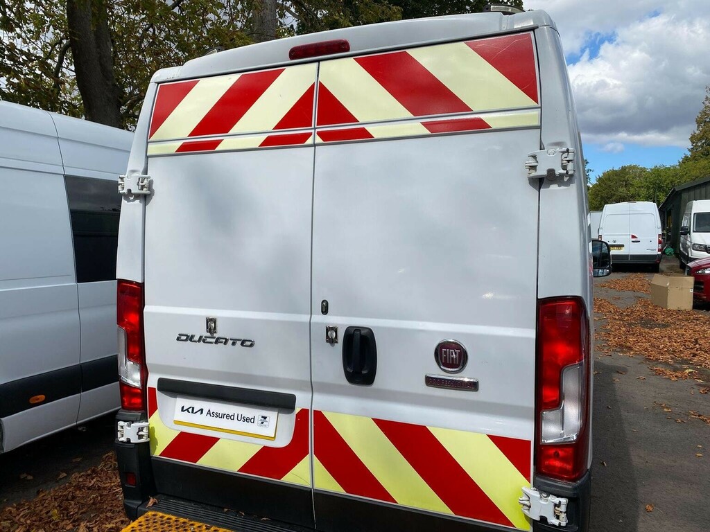 Fiat Ducato Luton 2.3 Multijetii 35 M H1 Euro 6 202170 White #6
