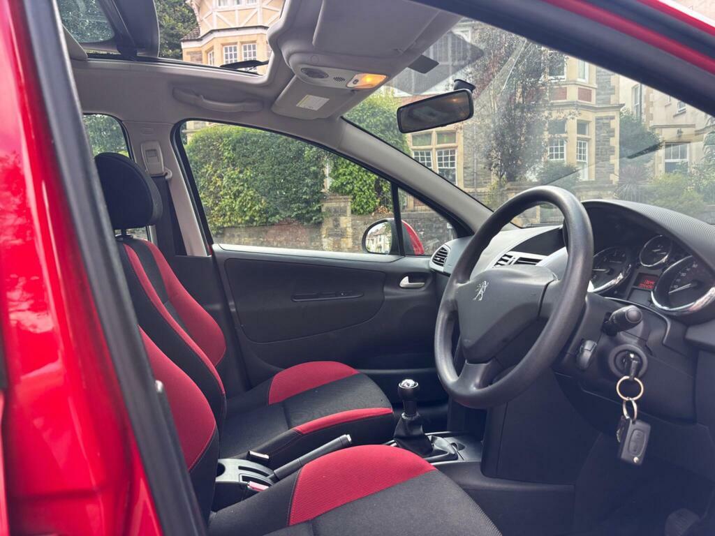Peugeot 207 Hatchback #15