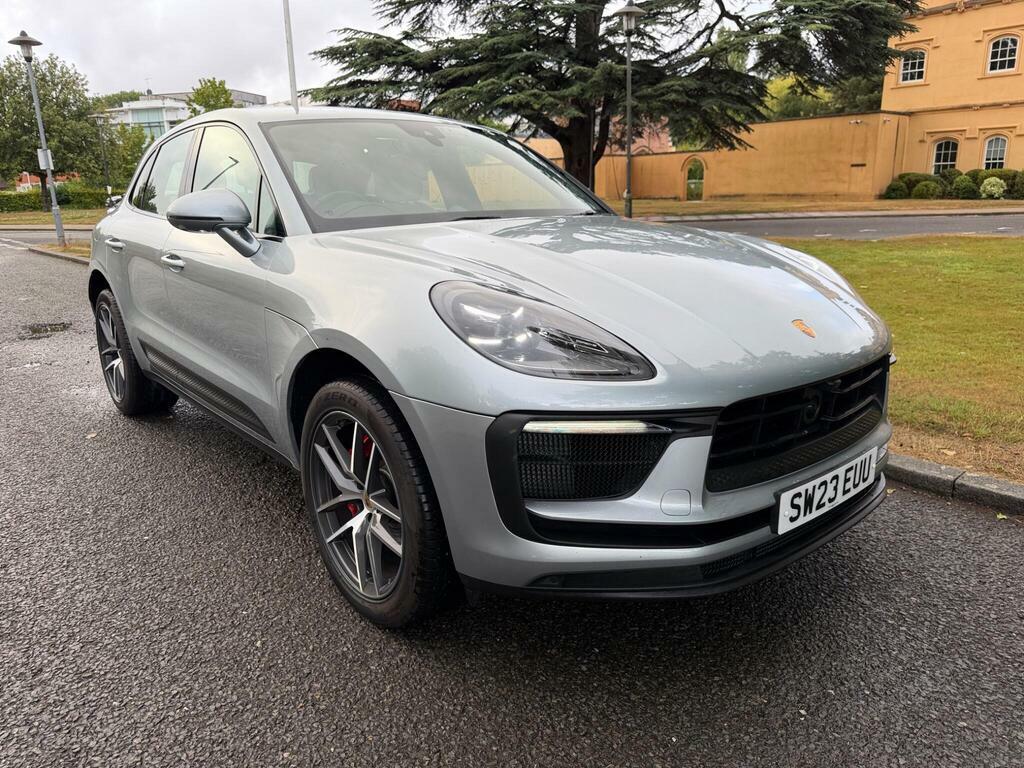 Porsche Macan Automatic Black #12