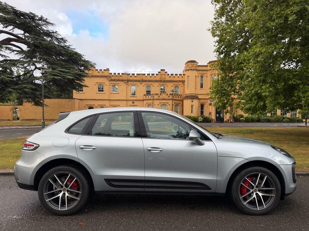 Porsche Macan Automatic Black #9