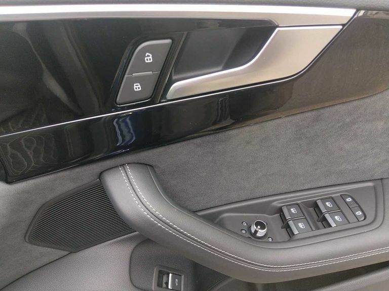 Audi A4 Diesel Silver #23