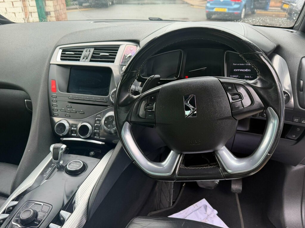 Citroen DS5 1.6 E White #8