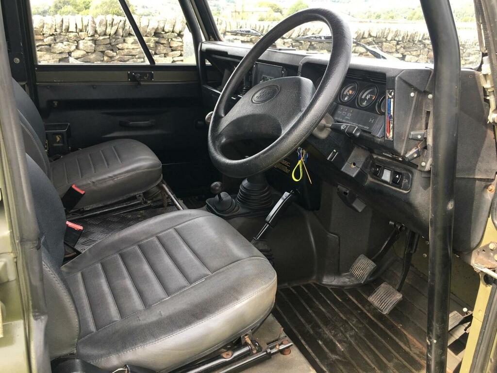 Land Rover Defender 90 90 Defender Red #13