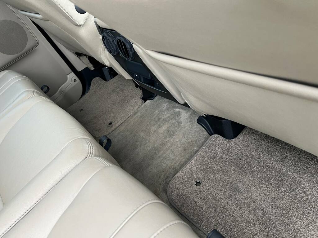 Land Rover Discovery D350 Dynamic Se Eiger Grey Grey #18