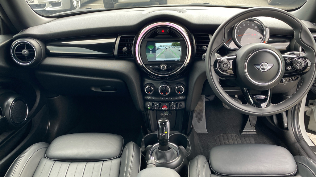 Mini Hatch 1.5 Cooper Exclusive Steptronic Euro 6 Ss White #3