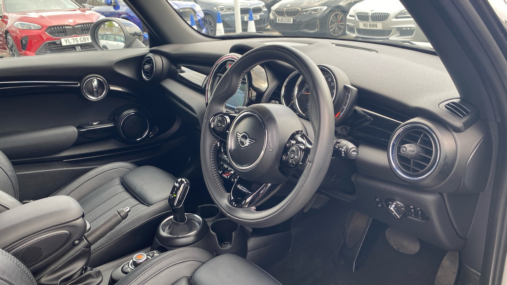 Mini Hatch 1.5 Cooper Exclusive Steptronic Euro 6 Ss White #5