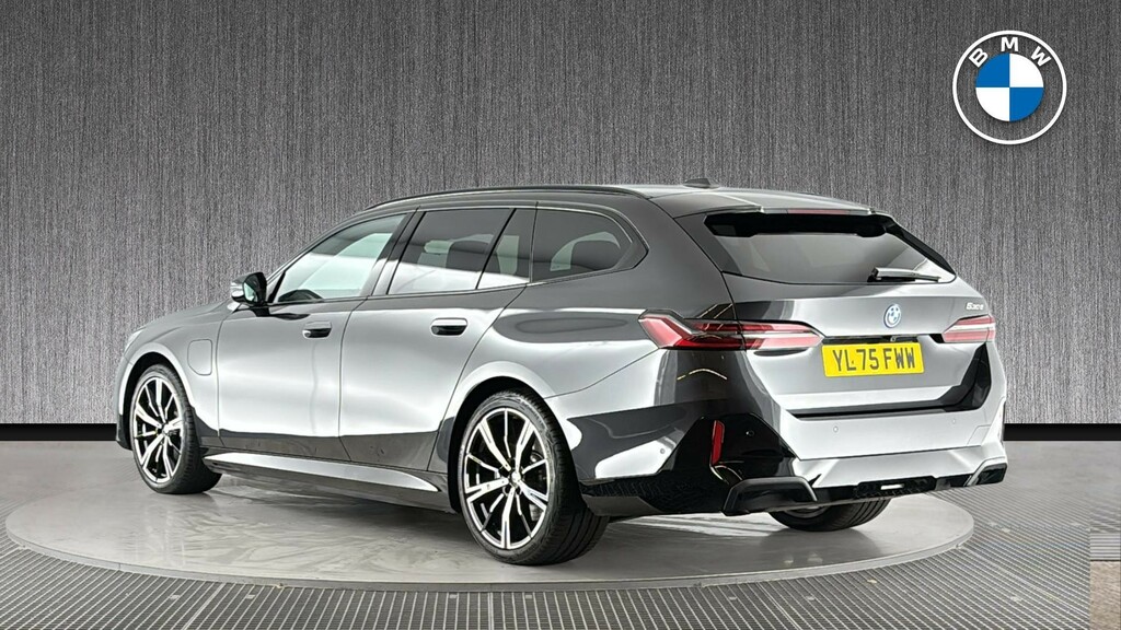 BMW 5 Series 2.0 530E 22.1Kwh M Sport Pro Touring Steptronic Eu Grey #2