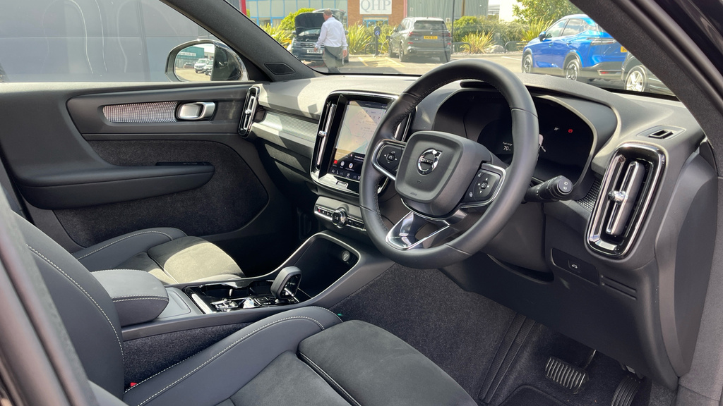 Volvo XC40 2.0 B4 Mhev Plus Black Edition Dct Euro 6 S Black #6