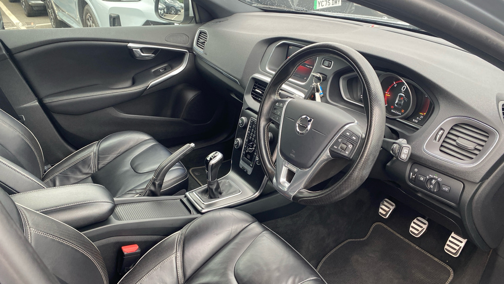 Volvo V40 2.0 D4 R-design Pro Euro 6 Ss Silver #6
