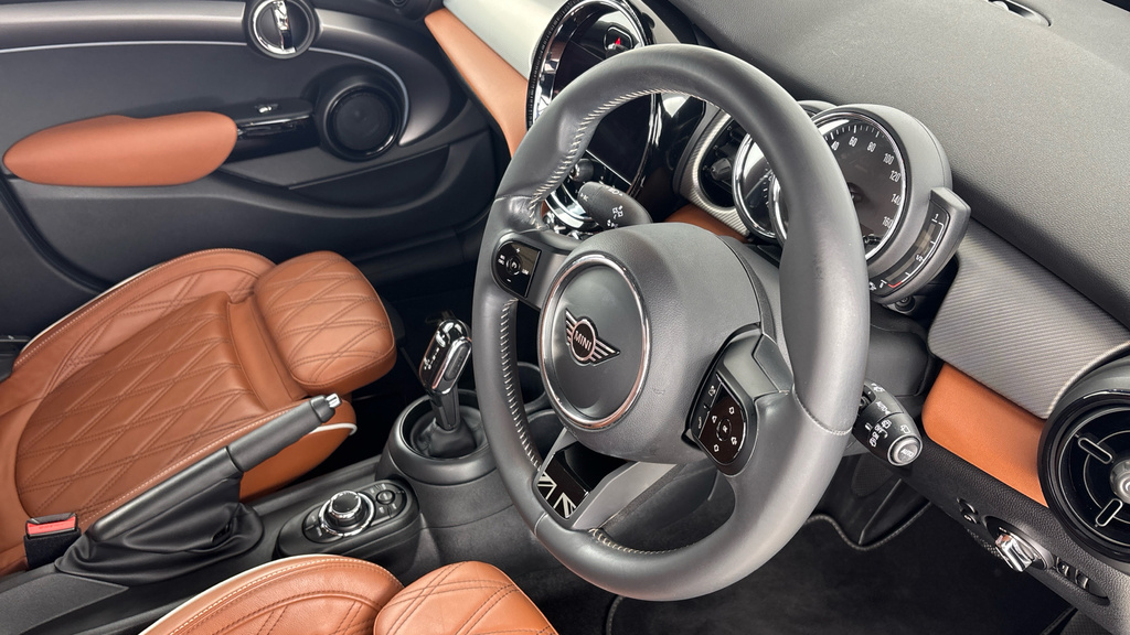 Mini Hatch 1.5 Cooper Exclusive Steptronic Euro 6 Ss Black #5