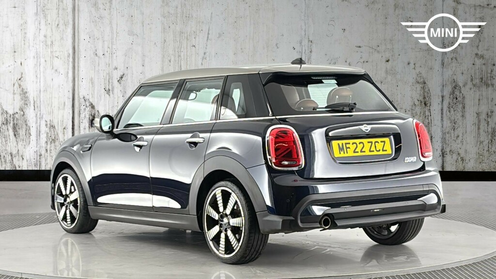 Mini Hatch 1.5 Cooper Exclusive Steptronic Euro 6 Ss Black #2