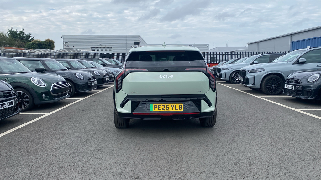Kia EV3 81.4Kwh Gt-line S Green #4