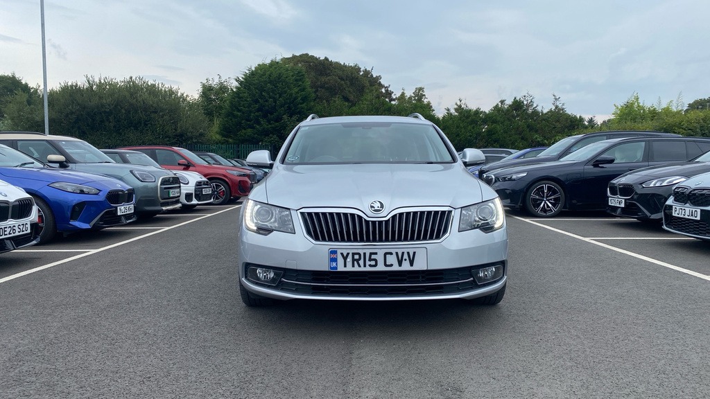 Skoda Superb Elegance Silver #16
