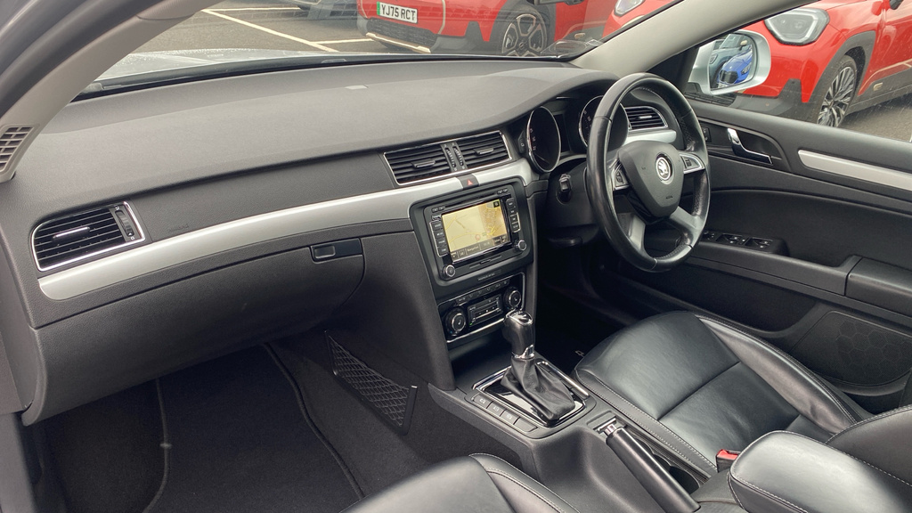 Skoda Superb Elegance Silver #7