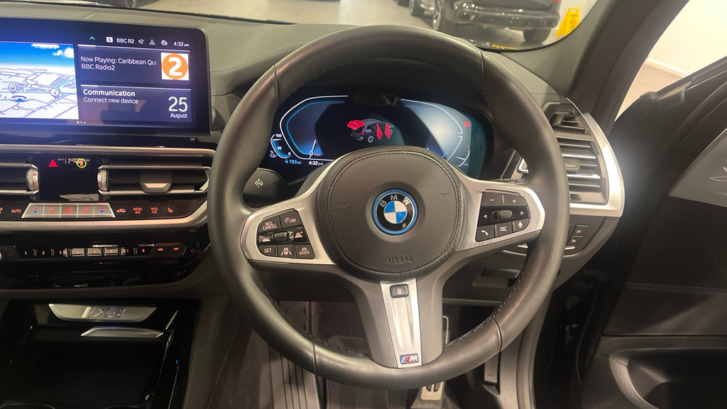 BMW iX3 80Kwh M Sport Grey #5