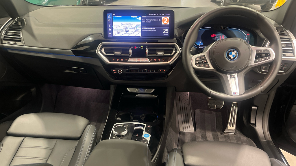 BMW iX3 80Kwh M Sport Grey #4