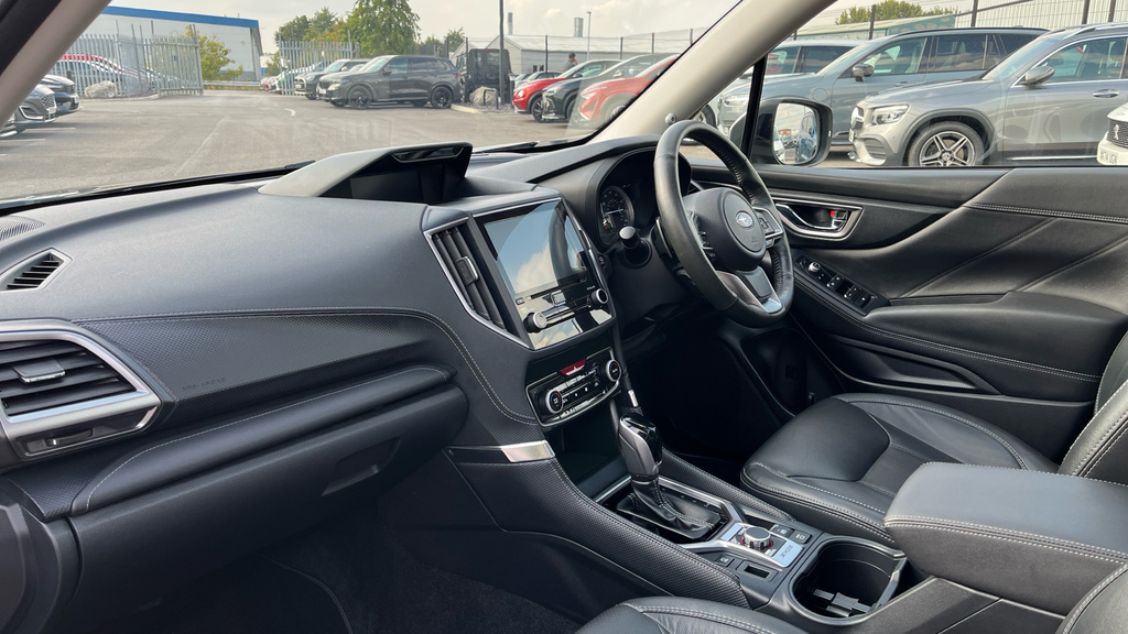 Subaru Forester 2.0 E-box Xe #7