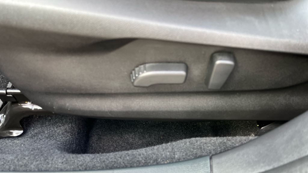 Subaru Forester 2.0 E-box Xe #42