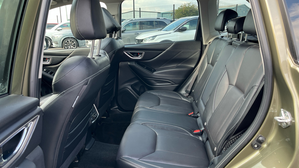 Subaru Forester 2.0 E-box Xe #37