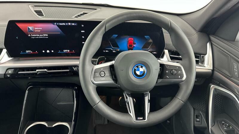 BMW iX2 20 66.5Kwh Shadow Edition Edrive 11Kw Ch Red #5