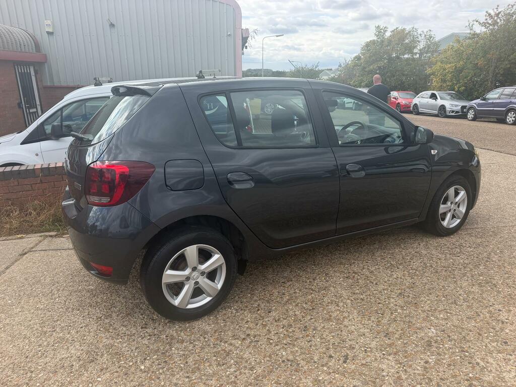 Dacia Sandero 1.5 Dci Laureate Euro 6 Ss NX18LGY Grey #6