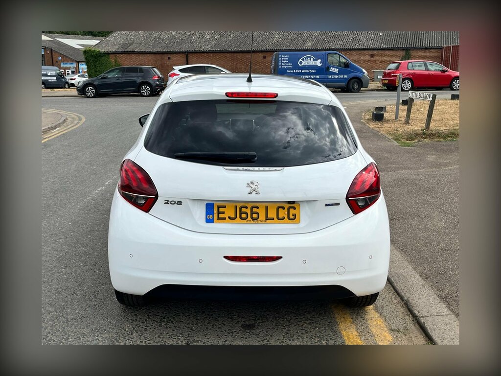 Peugeot 208 1.2 Puretech Active Hatchback Eu Silver #34