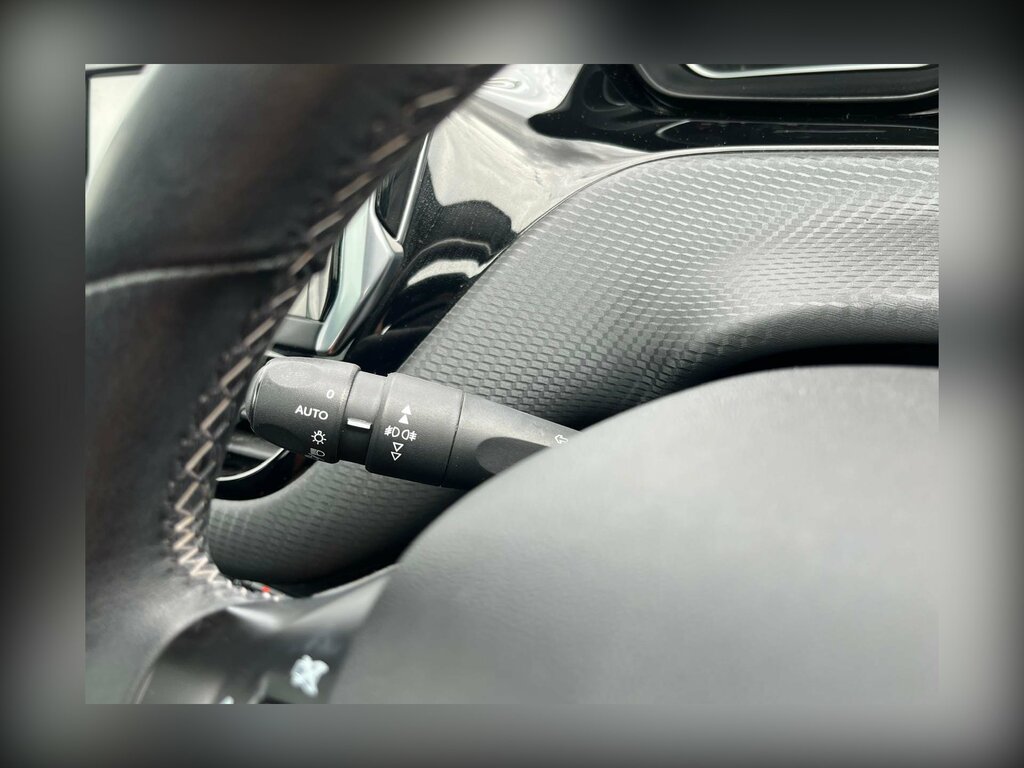 Peugeot 208 1.2 Puretech Active Hatchback Eu Silver #17