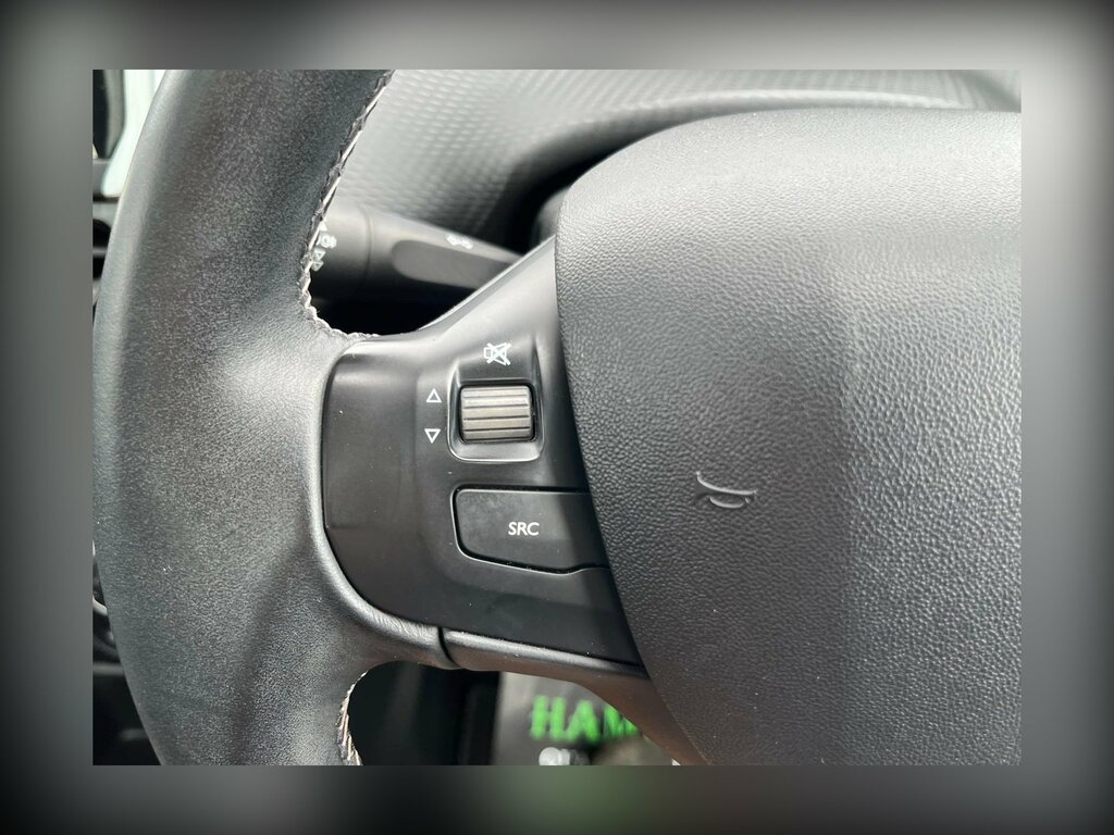 Peugeot 208 1.2 Puretech Active Hatchback Eu Silver #15