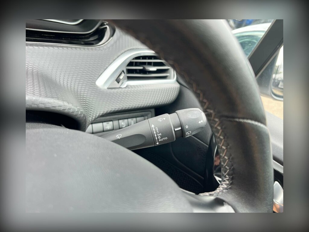 Peugeot 208 1.2 Puretech Active Hatchback Eu Silver #18