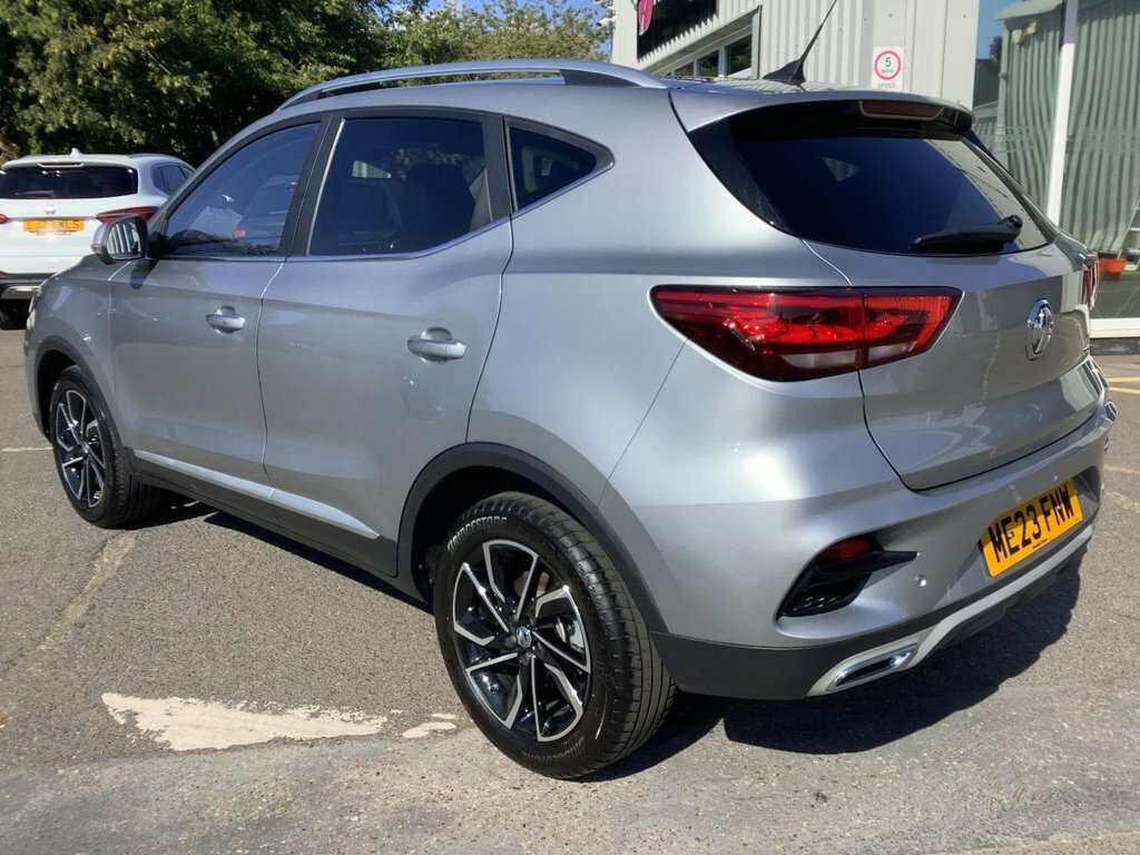 MG ZS 1L Exclusive ME23FNW Silver #6