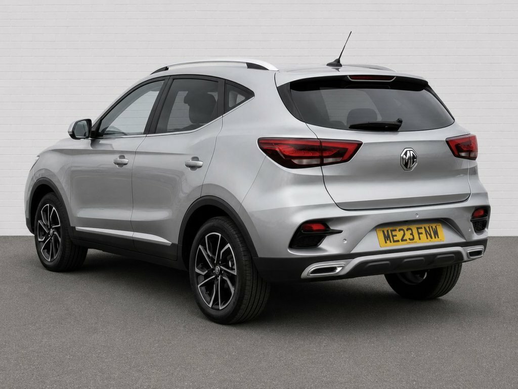 MG ZS 1L Exclusive ME23FNW Silver #2
