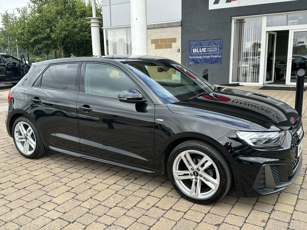 Audi A1 1L S Line WM23HBC Black
