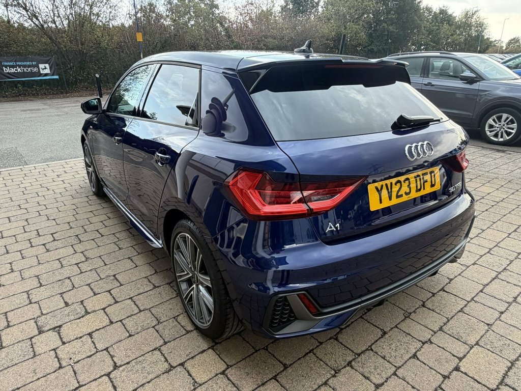 Audi A1 1L S Line YV23DFD Blue #6