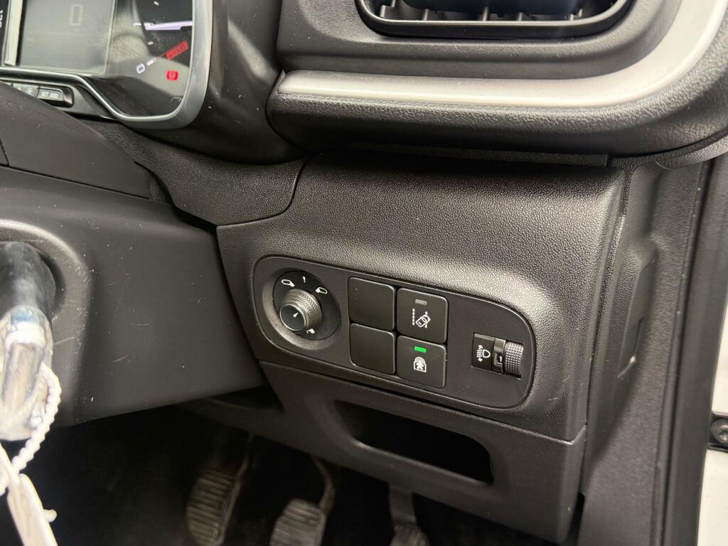 Citroen C3 Feel Grey #18
