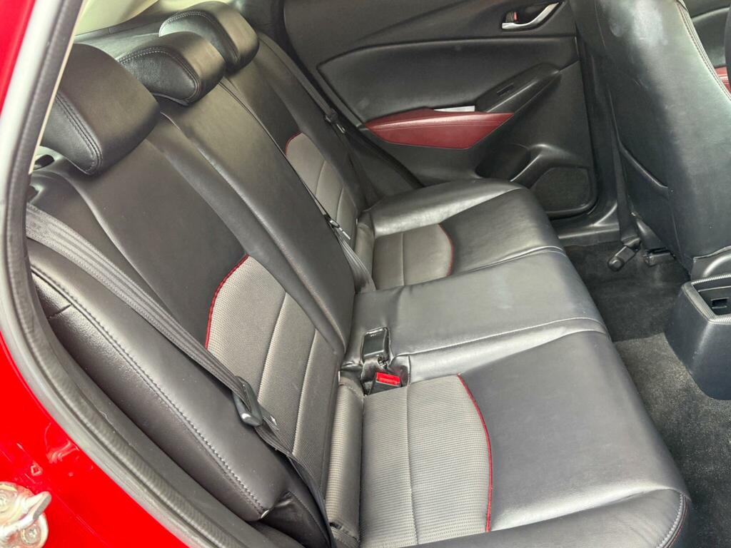 Mazda CX-3 Hatchback White #36
