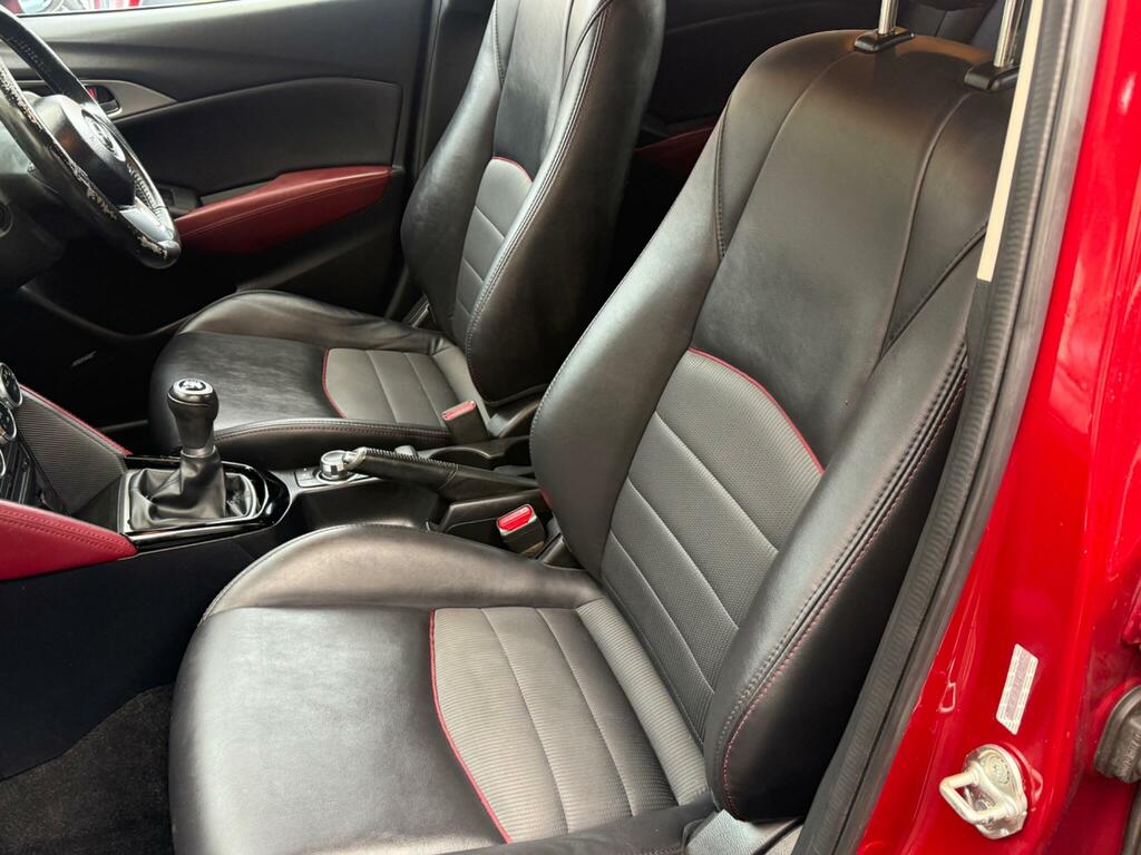 Mazda CX-3 Hatchback White #29