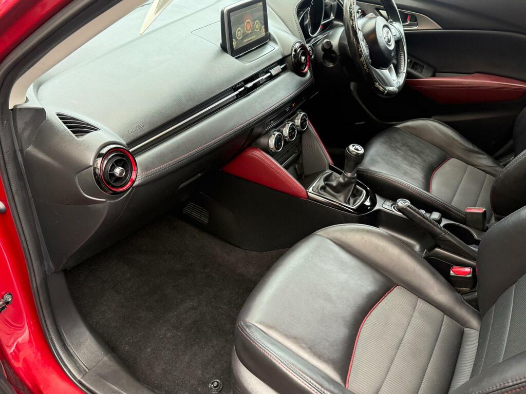 Mazda CX-3 Hatchback White #31