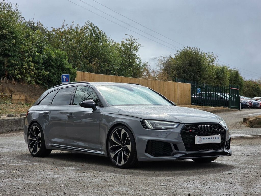Audi RS4 Avant 2.9L Null Grey