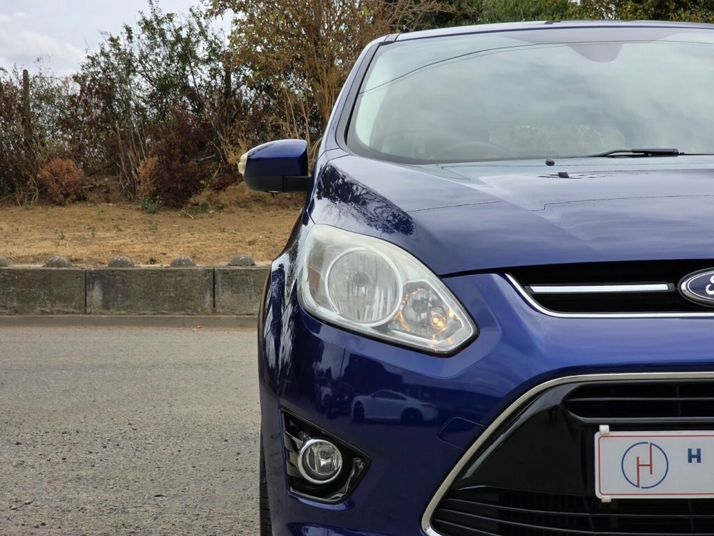 Ford C-Max Titanium Red #38