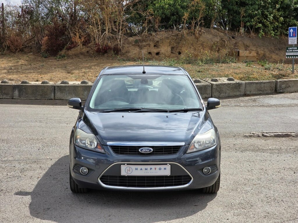 Ford Focus 2L Titanium Grey #4