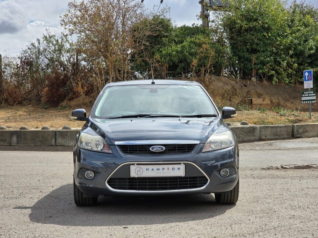 Ford Focus 2L Titanium Grey #3