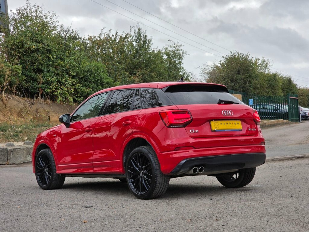 Audi Q2 1.5L Black Edition Red #6