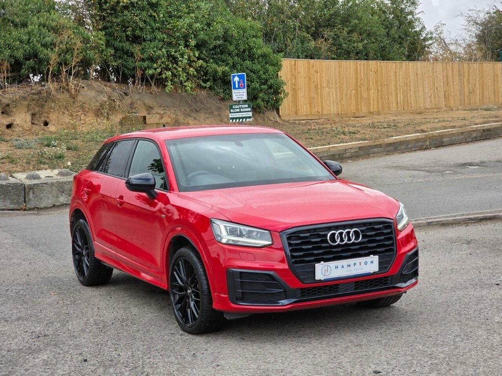 Audi Q2 1.5L Black Edition Red #2