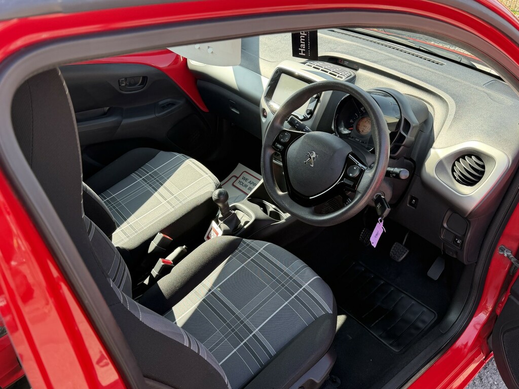 Peugeot 108 1.0 Active Red
