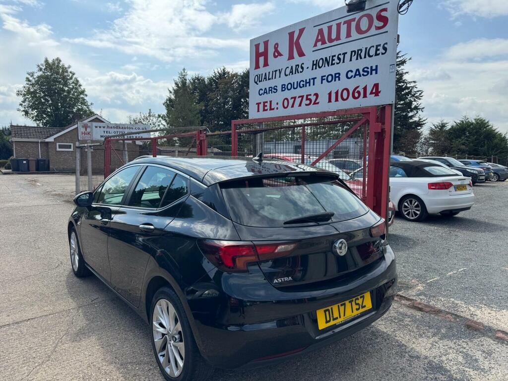 Vauxhall Astra Hatchback 1.4I Tech Line Euro 6 201717 DL17TSZ Black #4
