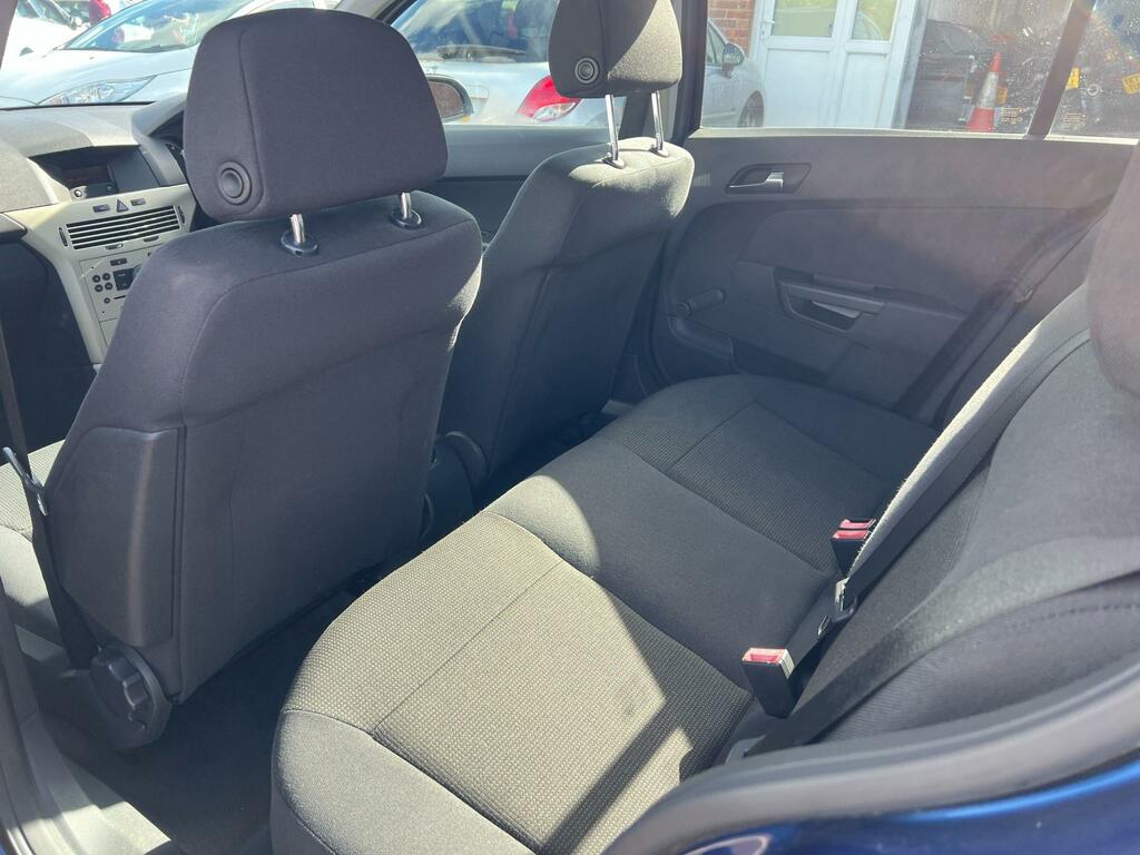 Vauxhall Astra Black #34